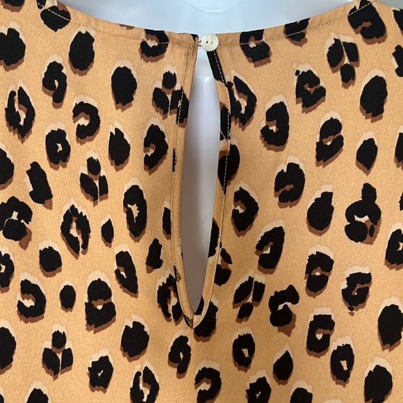 A New Day from Target Womens Leopard print short sleeve top - Size Medium - Picture 2 of 6